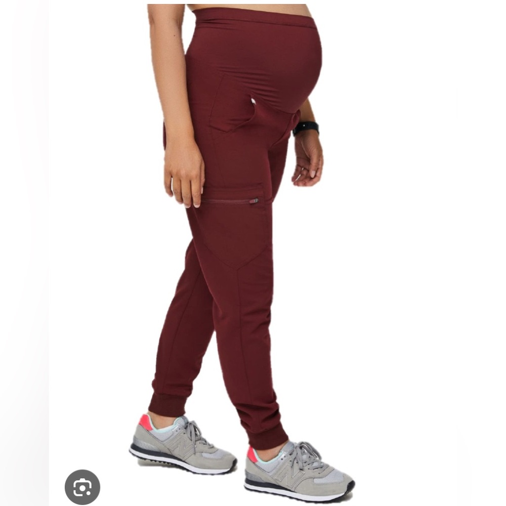 FIGS Maternity Zamora Jogger Pants Burgundy - Small